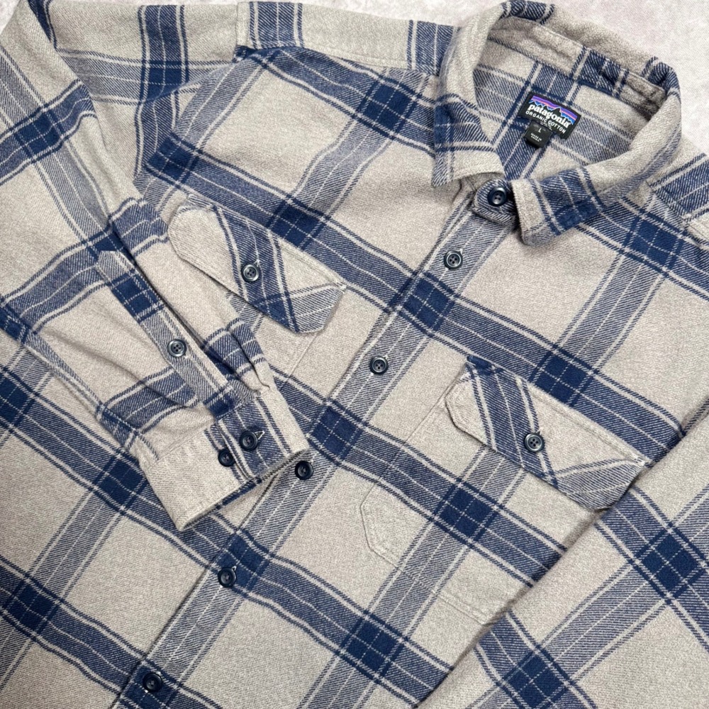 Patagonia Mens Organic Cotton Flannel Shirt Large Grey Navy Blue Plaid L/S
